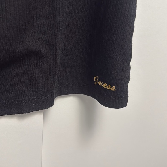 Guess top - Picture 2 of 4